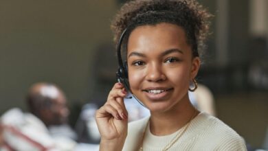 customer support available now